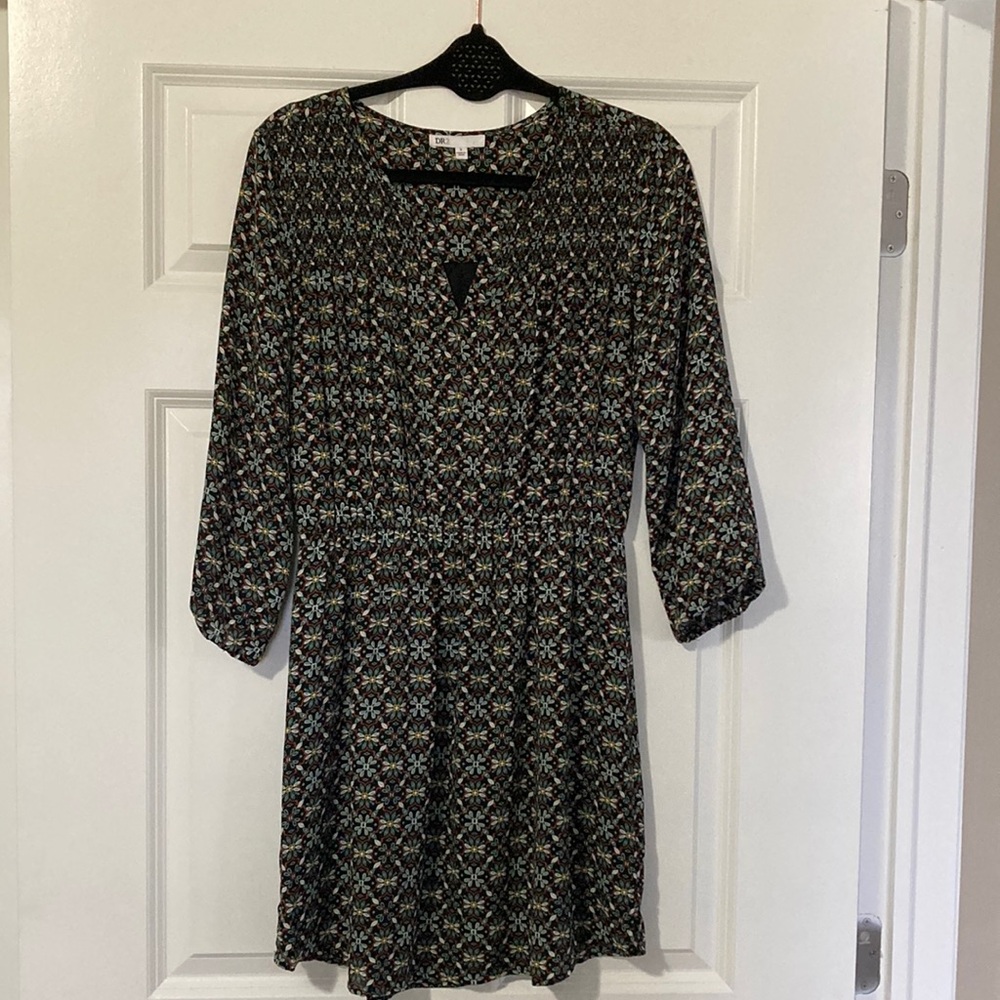 DR2 Women's Black Patterned Dress perfect for Easter, banal and bridal showers.
